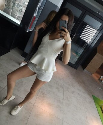 💋 Со мной ты почувствуешь себя настоящим мужчиной! 👠 Я опытная индивидуалка и знаю, как доставить настоящее удовольствие. 😍 В моем арсенале есть разнообразные услуги, которые позволят тебе окунуться в мир незабываемых эмоций. 🌹 От меня ты получишь только самые приятные и нежные ощущения. Доверься моим нежными рукам и убедись в этом сам! 💕 Мои фото настоящие, ты увидишь все мои прелести. Жду тебя в Москве, чтобы устроить тебе настоящий праздник! 🌃💫 Ольга